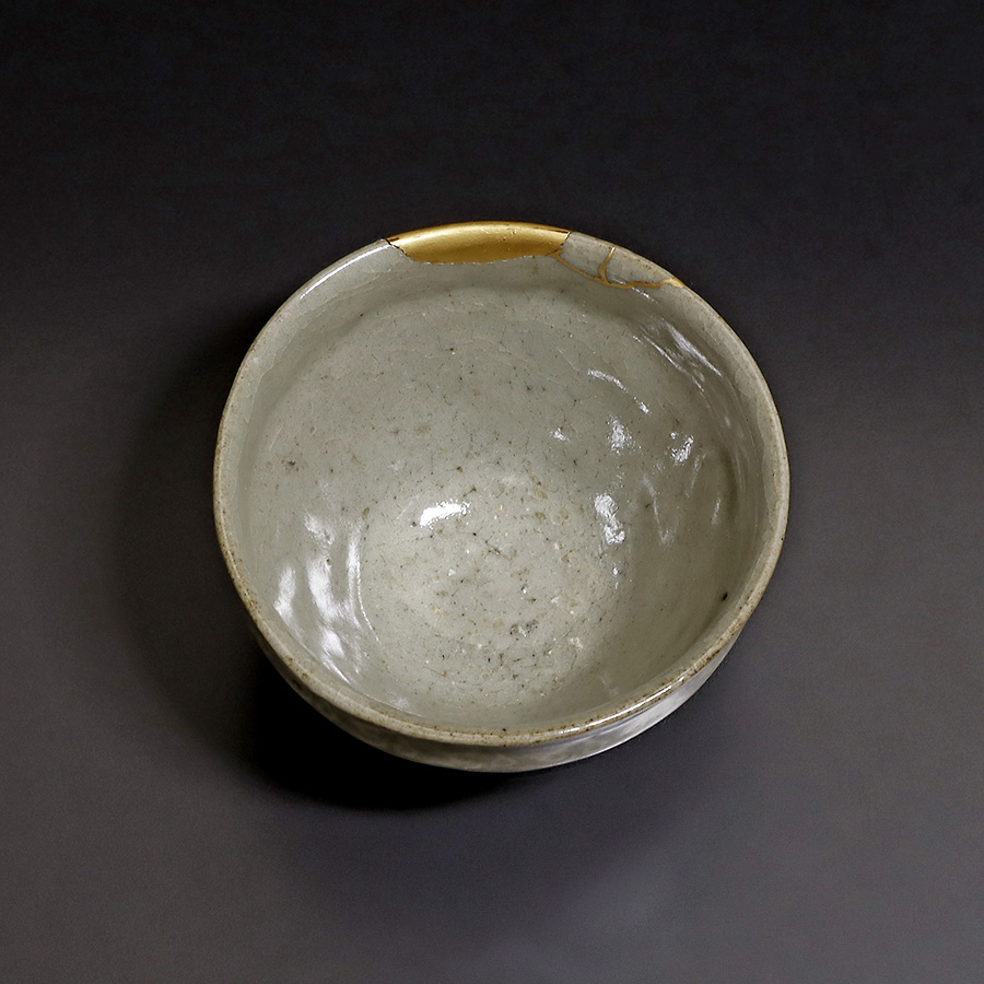 ☆いい楽☆高麗青磁写し白黒象嵌雲鶴菊花文盃 明治～